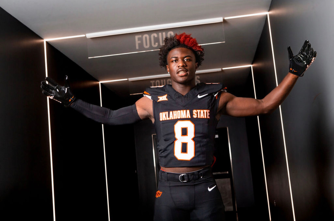 Boom! #OKState picks up commitment from three-star WR Royal Capell (@CapellRoyal). The speedster had a great visit with Kasey Dunn this weekend in Stillwater and becomes the third receiver to join the 2025 recruiting class. 247sports.com/Player/royal-c…