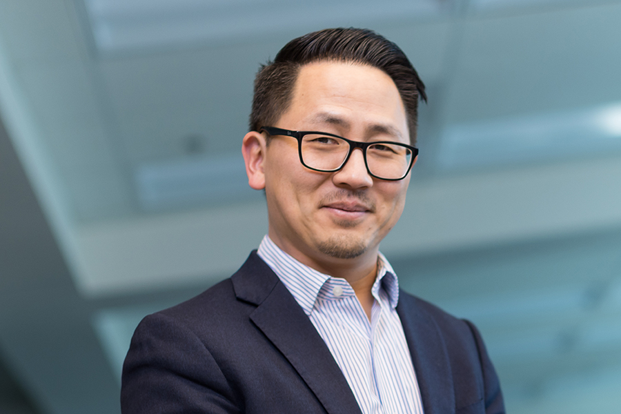 Congrats to #UMN start-up SecondWave Systems, co-founded by Hubert Lim, on securing $3M in funding. This will support work to develop a wearable ultrasound stimulation platform for treating rheumatoid arthritis & other conditions. ➡️bit.ly/3xxmFNv @UMNCSE @UMNresearch