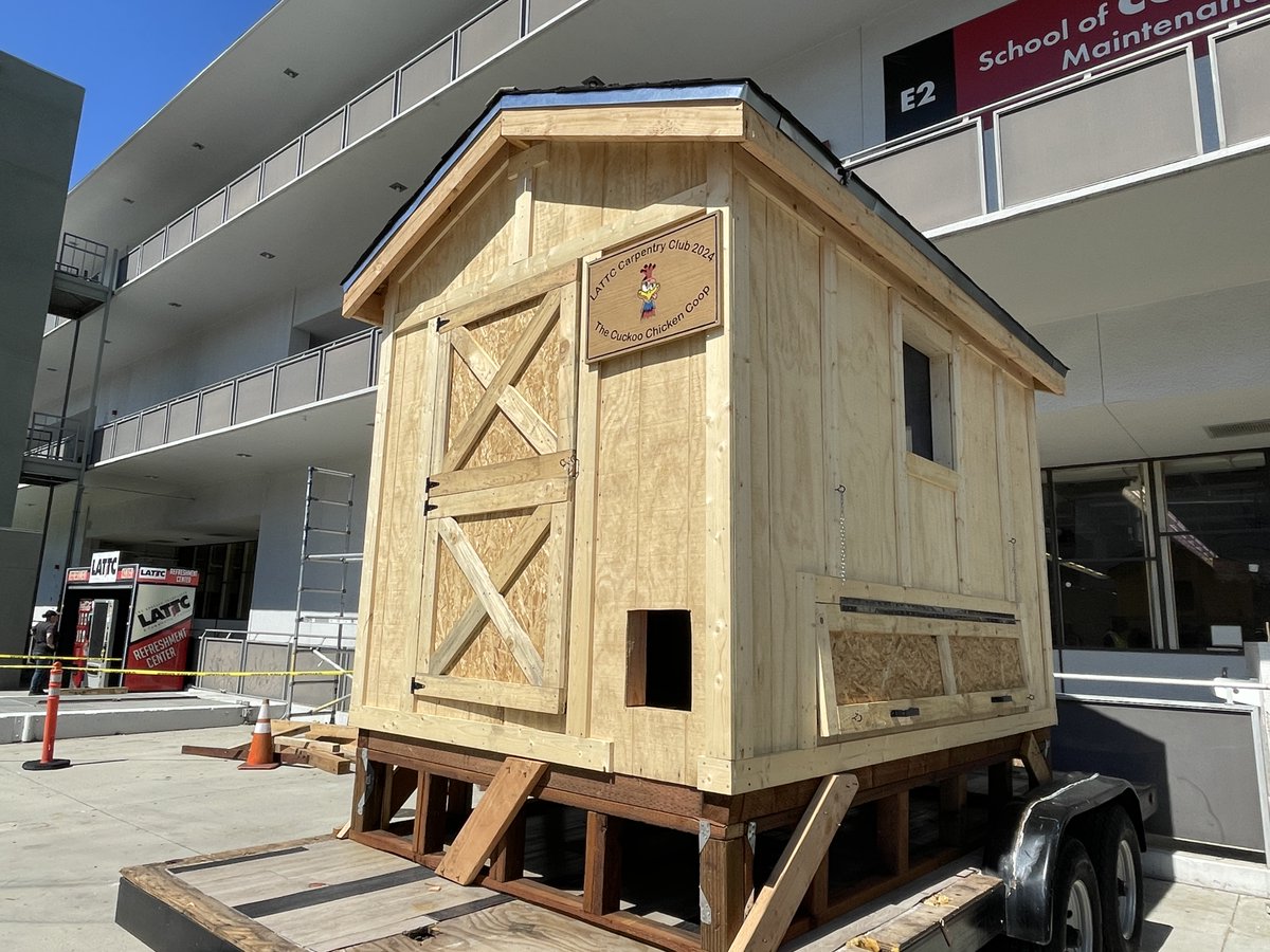 LATTC Carpentry students competed in the @CIE_Foundation build competition this past weekend— and their chicken coop is up for a People's Choice Award! Read the full story and cast your vote in the competition by this Fri, 4/19 at 8 am: bit.ly/3vUroIH