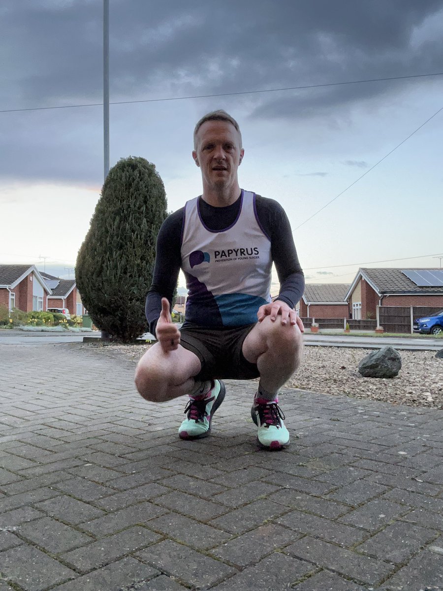 MikeBellSN's tweet photo. 15k completed tonight as part of the marathon tapering. Just under 2 weeks to go😬 Doing this for @PAPYRUS_Charity so if you can then please donate using the link in my bio. #SuicidePrevention #savealife #mikesmarathon https://t.co/S7nwEP2WRF