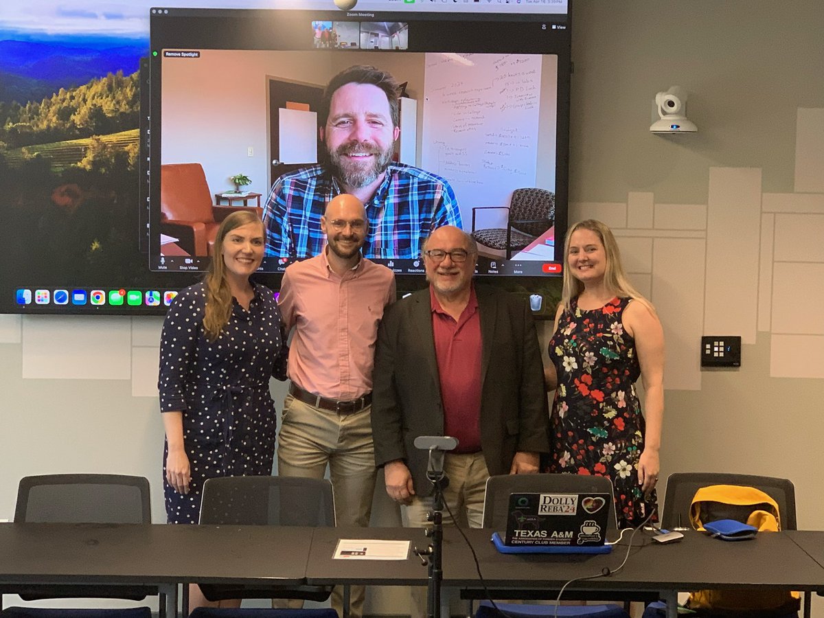 Officially Dr. Sager! Special thanks to my incredible committee and @smusimmons