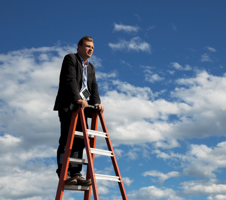 NolanAnalyst's tweet photo. Christopher Nolan on the set of Interstellar. https://t.co/k8ABcuW15a