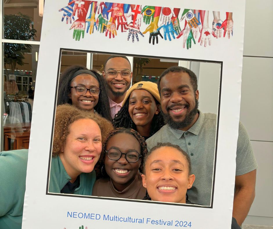 NEOMEDedu's tweet photo. Enjoying the most radiant sights of #MulticulturalFest - beautiful traditional garments, vibrant colors and delicious food 💙 Celebrating the different cultures within NEOMED is what this festival is all about. #multicultural #festival https://t.co/rQjAVVUkUL