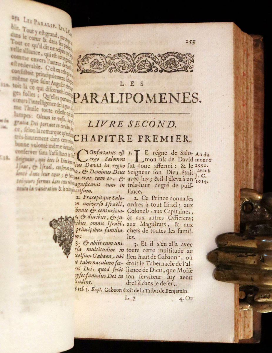 Explore the 'Book of Chronicles' (1693), a rare Latin-French Bible weaving history and divinity into the texts of Paralipomenon.mflibra.com/products/1693-…
#BookWithASoul #OwnAPieceOfHistory #MFLIBRA #BookOfChronicles #BiblicalHistory