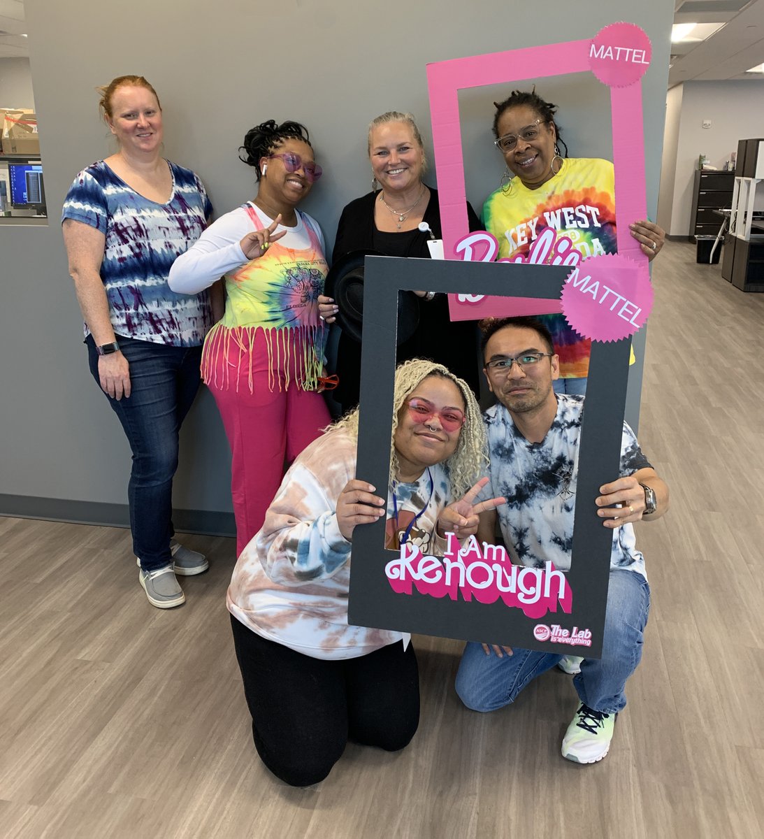 MyGenetx's tweet image. Lifetime Sciences is kicking off Lab Week 2024 in style! Our team is having fun with this year’s theme “The Lab is Everything!”
We’re all about celebrating our amazing lab crew and their tireless dedication. 📷📷 So join us in giving them a huge shoutout! 📷 #ASCPLabWeek24