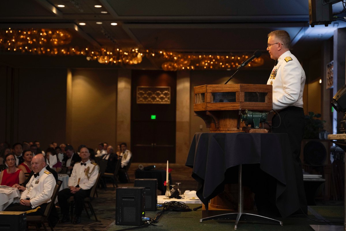 Our submarine force in Hawaii celebrated 124 years of undersea dominance during the COMSUBPAC Submarine Birthday Ball, April 12-13. 🔗dvidshub.net/r/ddb9y8 #PacificSubs #SubmarineBirthday