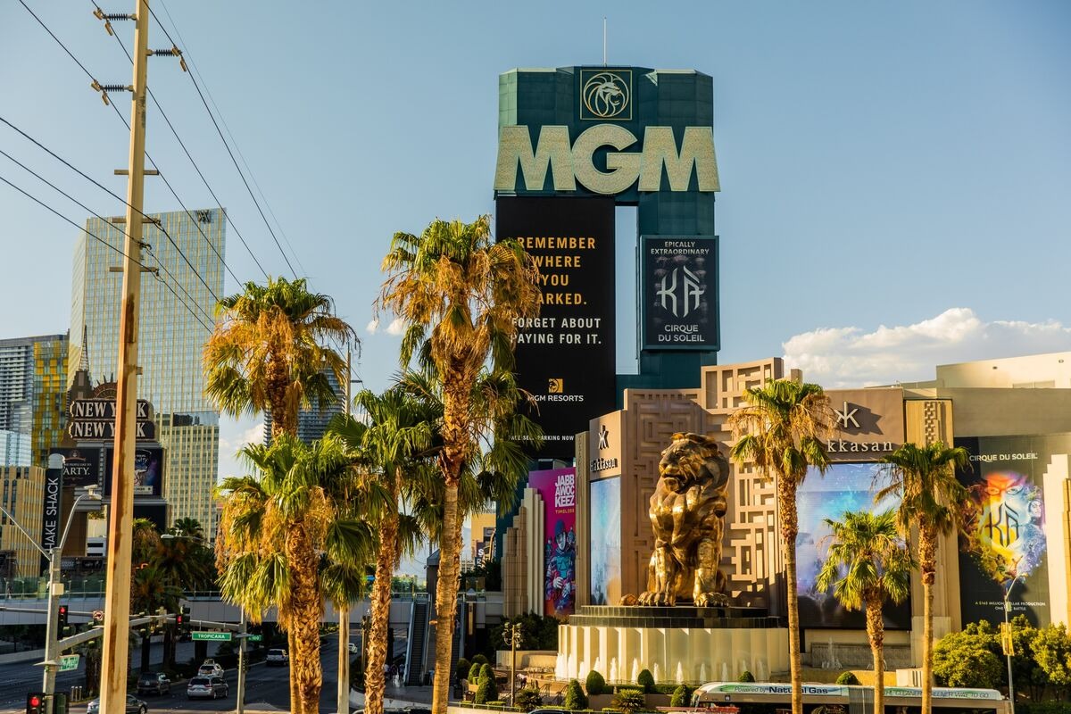 Breaking: MGM files lawsuit against the FTC, seeking to halt an investigation into a 2023 cyberattack. Calls for Chair Lina Khan's recusal due to her stay at MGM Grand in September 2023. Dive into the legal battle unfolding. #MGM #FTC #Cyberattack #LegalAction