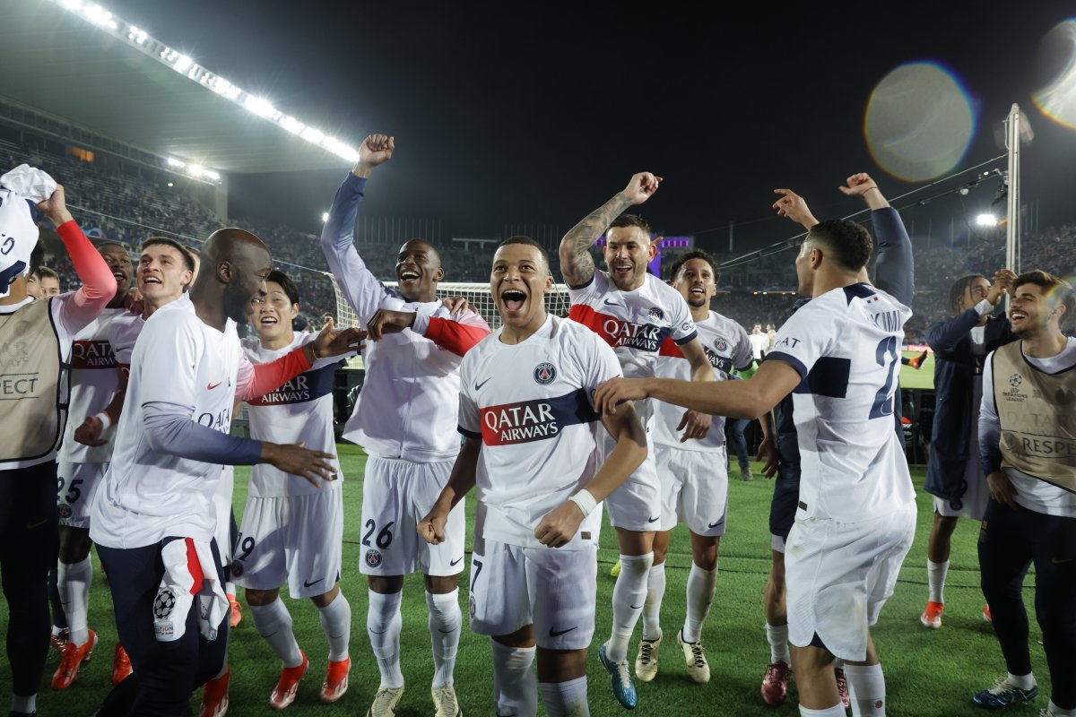 PSG_inside's tweet photo. 🥰❤️💙 https://t.co/w00sD6Jh4J