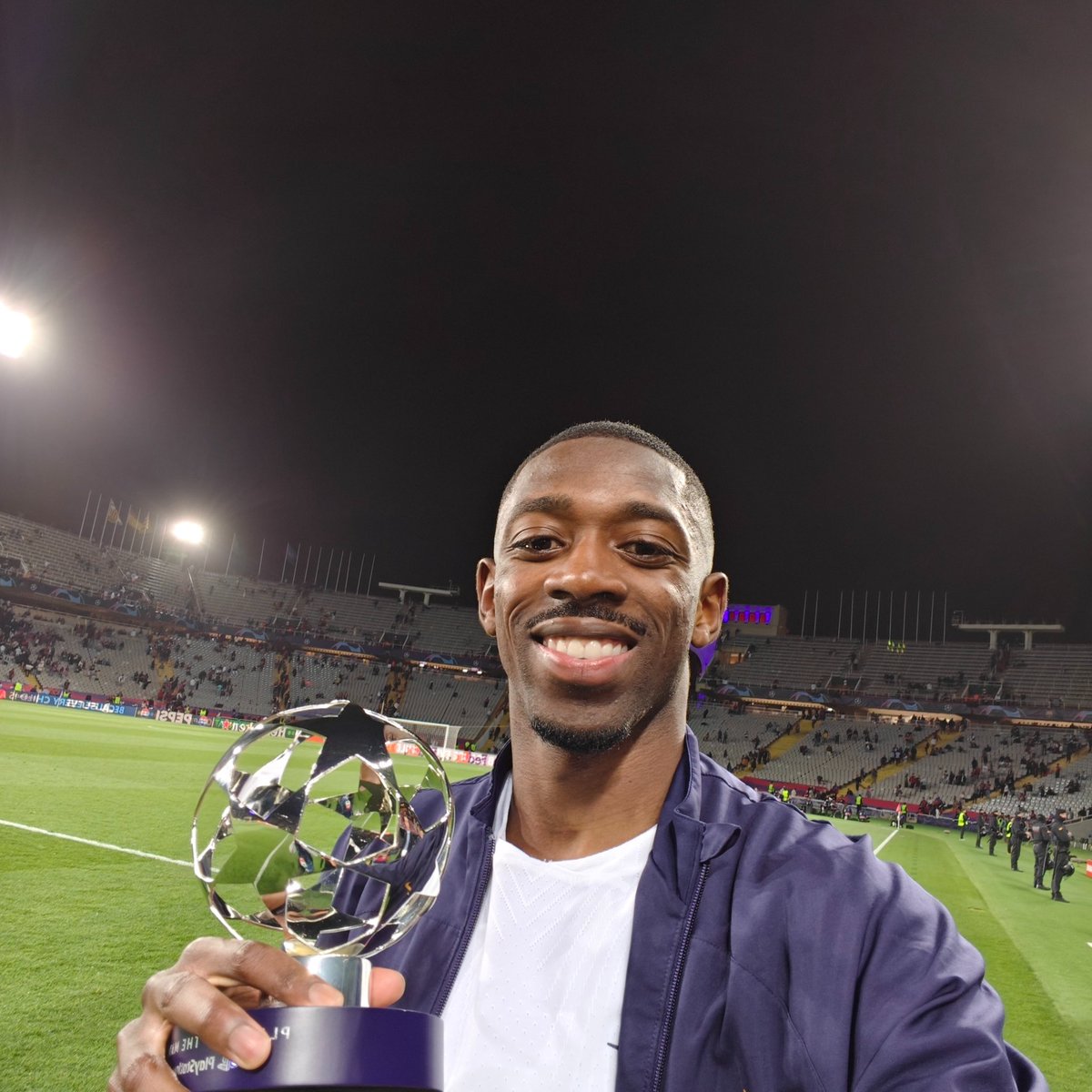 DEMBOUZ HOMME DU MATCH ❤️💙🌟 📸 @UEFAcom_fr