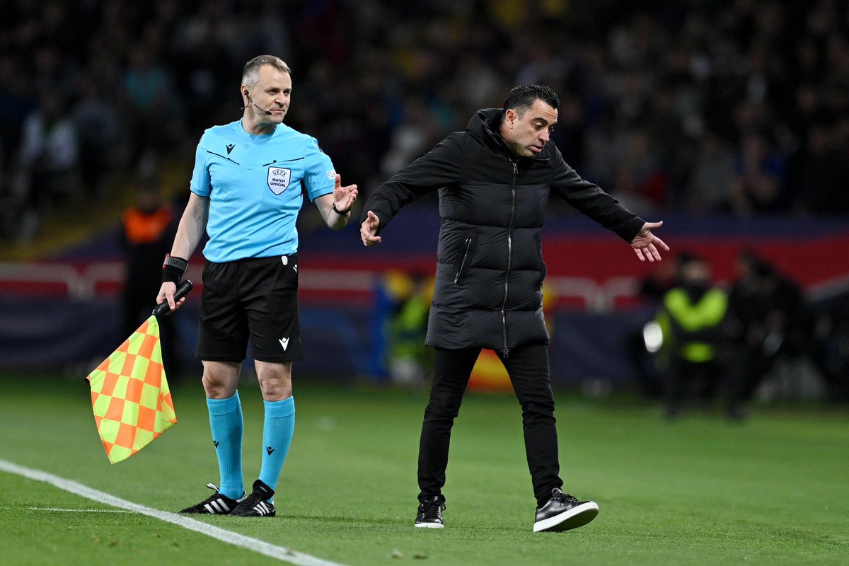 🚨 Xavi: “It’s a pity, our Champions League is over due to referee’s mistake”.

“I just told the referee that he’s been a disaster. It’s the reality”.