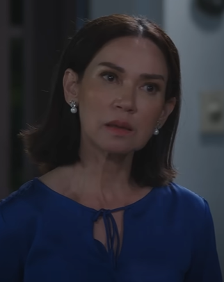 SAddicted97's tweet photo. Philay aka Anueng's Grandma as Lillian Luthor

· Mean 😠
· Wants the control 🤫
· Dictator 🫡
· Doesn't listen to others 🗣️
#LillianLuthor #BrendaStrong #DeePatthama https://t.co/y9Q3RuCfwP