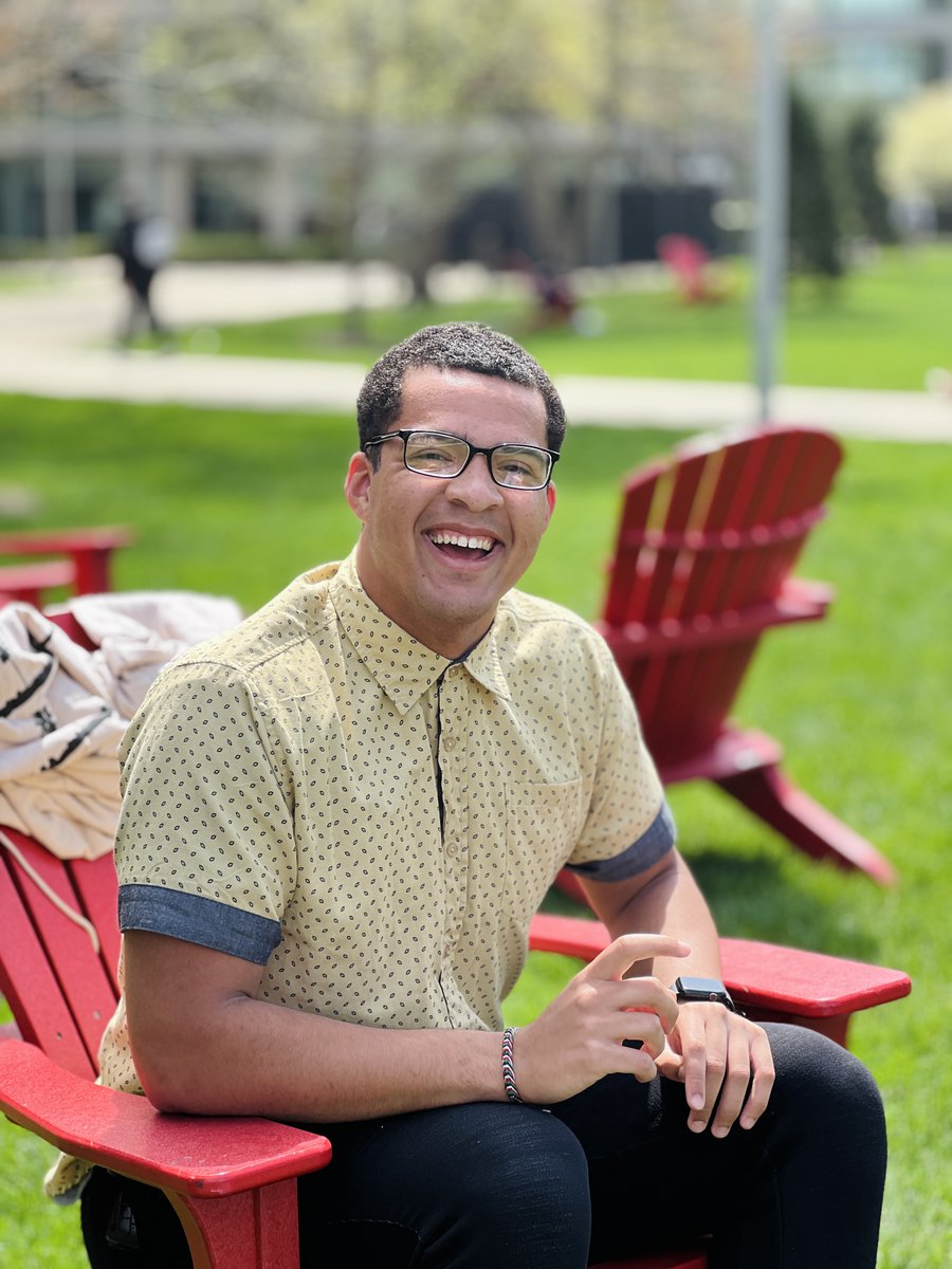 thisisUIC's tweet photo. Guess who's back 🪑😎
#RedChairSeason #AdirondackChairs #SignsOfSummer #UIC https://t.co/LJdKka7oXG