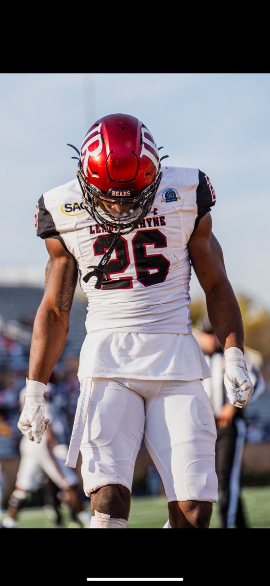 Blessed to receive an offer from Lenoir Rhyne university 🐻 @zackrowens @SC_DBGROUP @DeShawnBaker6 @coachswill58 @MobleyEra_7