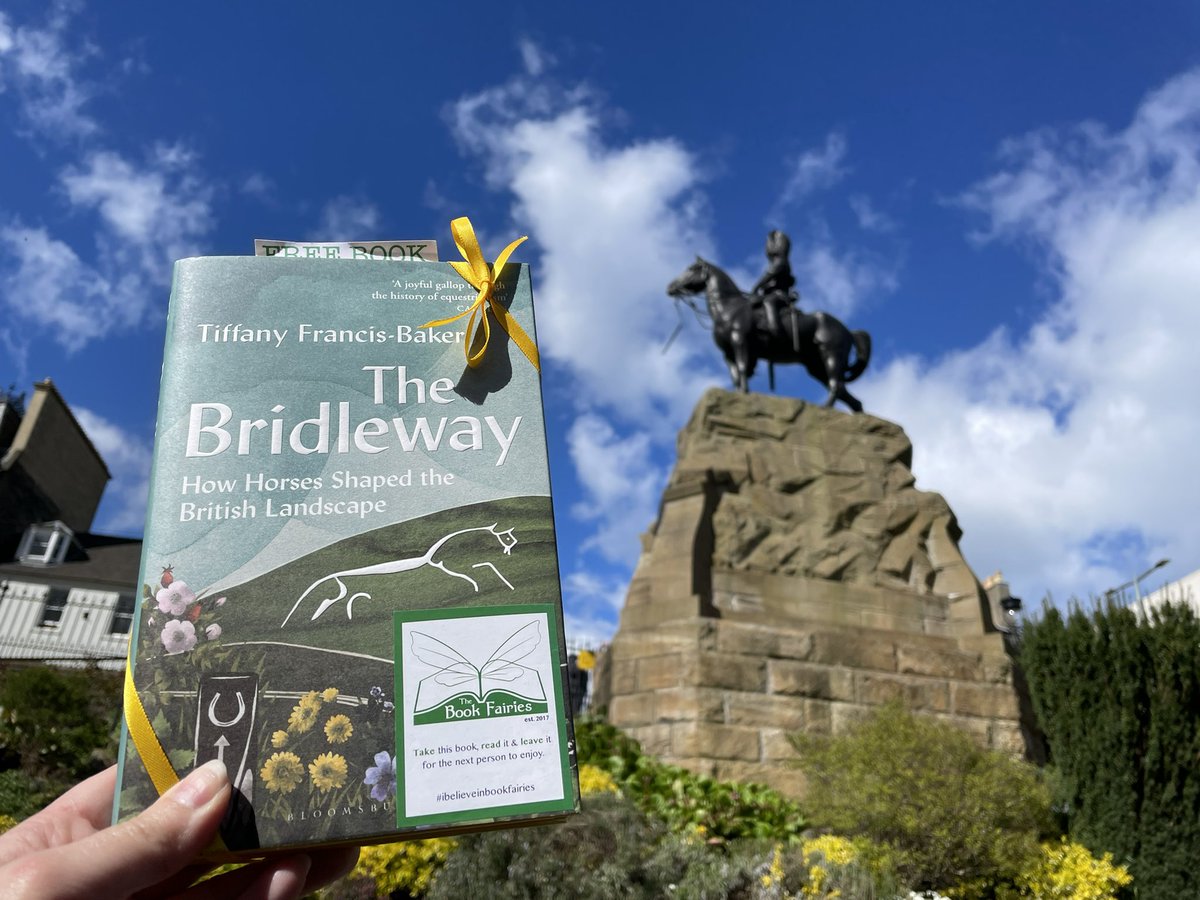 This book fairy is sharing a copy of The Bridleway! Who will be lucky enough to find this book in #Edinburgh?

#ibelieveinbookfairies #TBFBloomsbury #BookFairyProofs #TheBridleway #TiffanyFrancisBaker #GetOutside