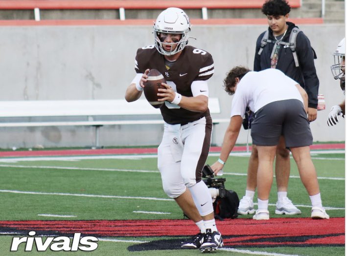 Vanderbilt has landed a commitment from 3⭐️ QB Jack Elliott during his visit with the Commodores today Talking about it ⬇️ 🔗 vanderbilt.forums.rivals.com/threads/qb-com…