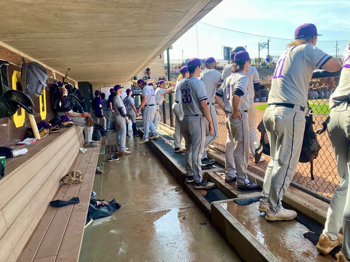 GCMapleLeafs_BB's tweet photo. Leafs @ Western Michigan https://t.co/d2hKv518uz