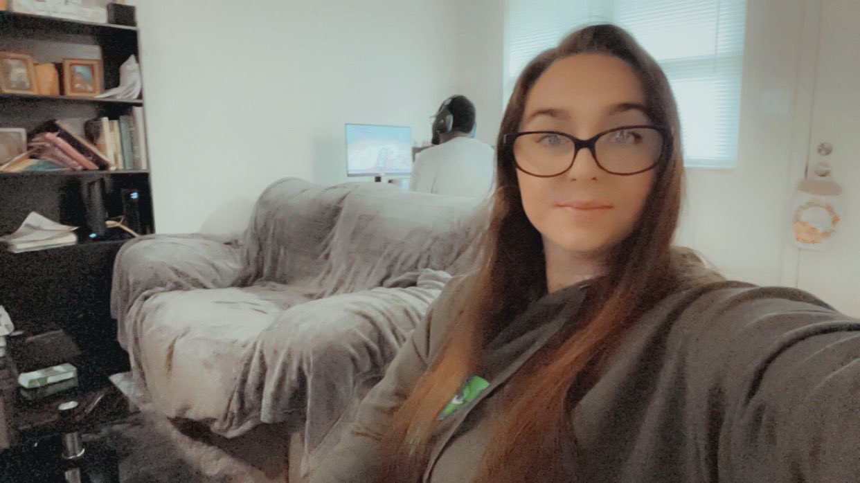 Finally got an Xbox again. Apartment is fully furnished and life is good. Hope everyone has been doing alright since I last checked in. I’m hoping to do a stream here in the next couple of weeks. I’m back in college and life has been hectic but we getting the hang of it now. 💜 https://t.co/Nd07dAK08P
