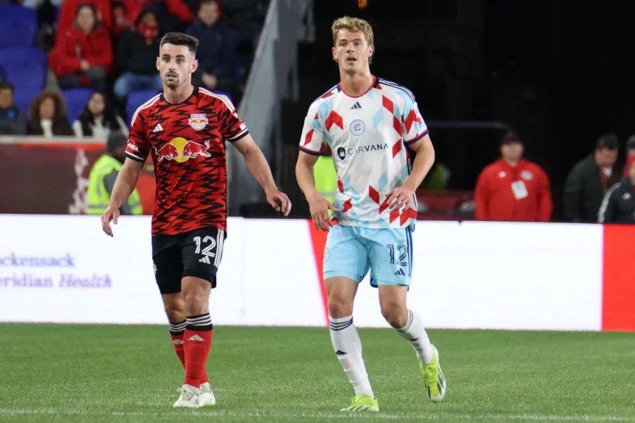 Last weekend, the <a href="/NewYorkRedBulls/">New York Red Bulls</a> were frustrated by the <a href="/ChicagoFire/">Chicago Fire FC</a> in a scoreless draw.

<a href="/WhiteZinWench/">Sylvana B likes the football ⚽️</a> analyzed the game for the Red Bulls at <a href="/RedBullArena/">chopper</a>.  

#LWOS | #RBNY | #RBNYvCHI | #cf97

lastwordonsports.com/soccer/2024/04…