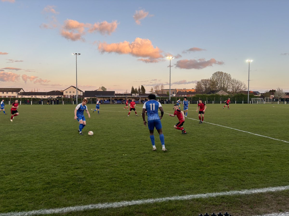 Caldicot Town 1 Undy AFC 1 All square under the lights at Caldicot in the Severnside Derby. Fantastic efforts by the lads to get the equaliser and perhaps a tad unlucky not to come away with more. @ArdalSouthern @TEAMWEARUK @YClwbPelDroed @argussport