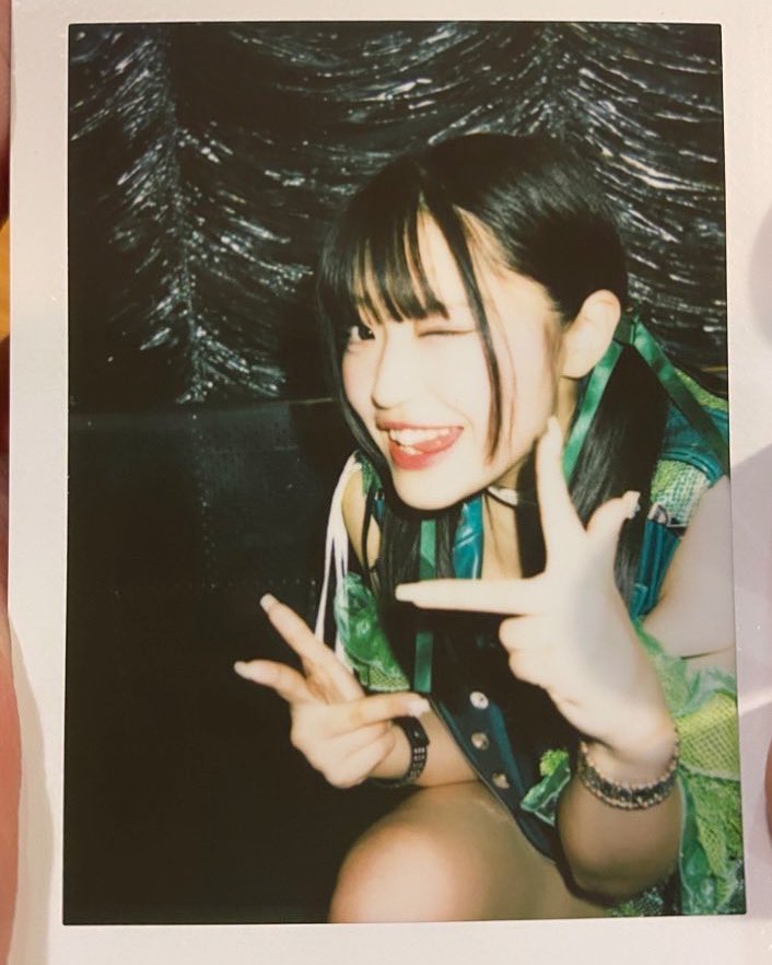 eisukem2008's tweet photo. めなちゃんおすすめ写真
(今回は最近撮った大好きなチェキ)
#日めくりめなちゃん
#鈴木芽生菜
#ゼロイチサンゼロ
#DAY033
#100日チャレンジ https://t.co/uarx1ymXp3
