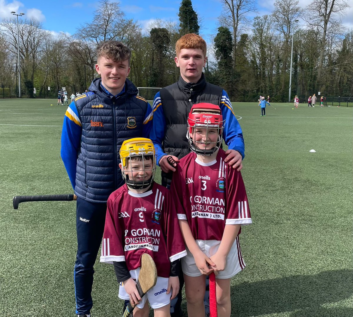 Great hurling played at 3rd&4th class blitzes in Ballyporeen & Cahir today Special thanks to @BallyporeenGAA & @CahirParkAFC for use of their fantastic facilities & @ColDunIascaigh TYs for reffing again today👍 @ArdfinnanGAA @Ardfinnan_NS @newcastlegaa @pookiefitz @cahirgaaclub