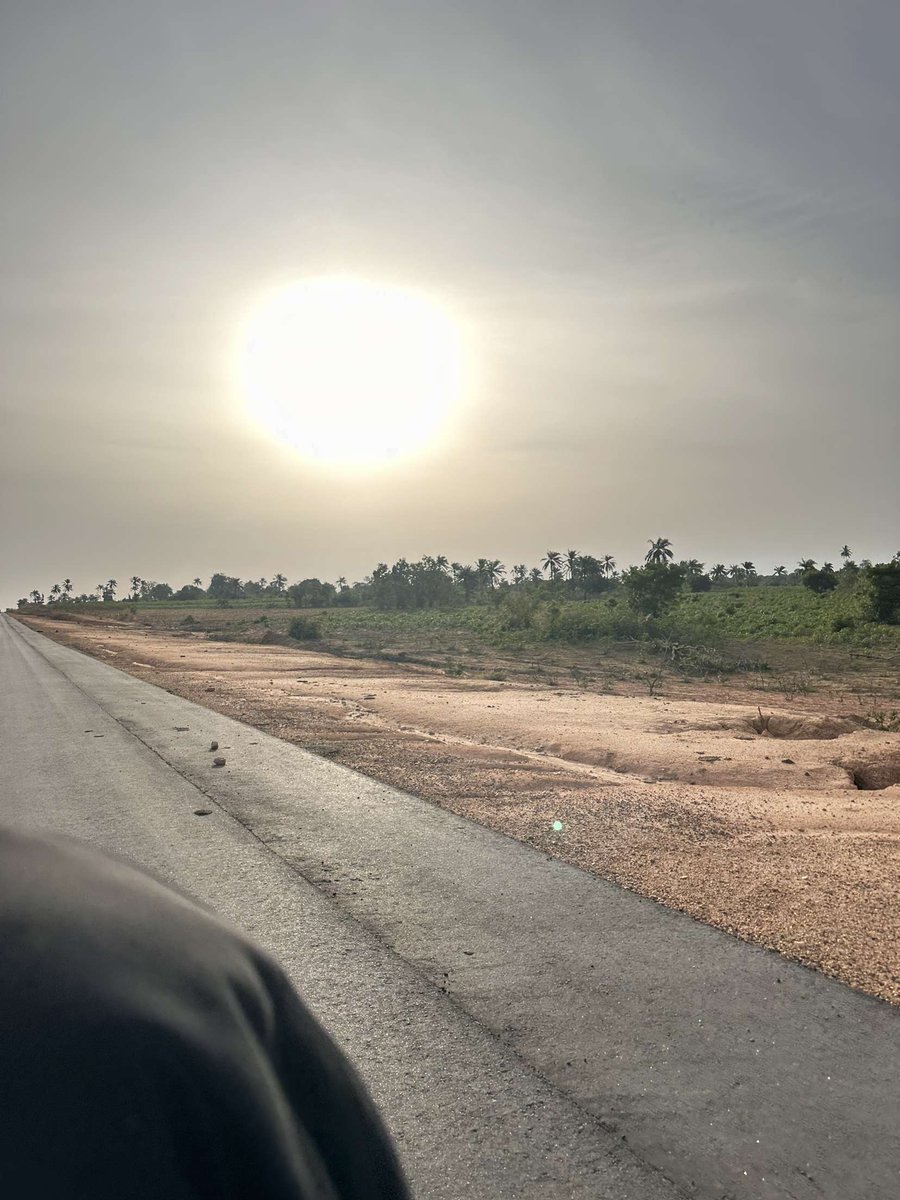 Asadullahcoded's tweet photo. #iseyin
#okeogun
#Roadtrip
#wakawaka
#Tourokeogun
#photography
#NaturePhotography
📸- Lori ere😂
🏍️-@OgunmolaIbrahe1 https://t.co/ybAaTdQALg