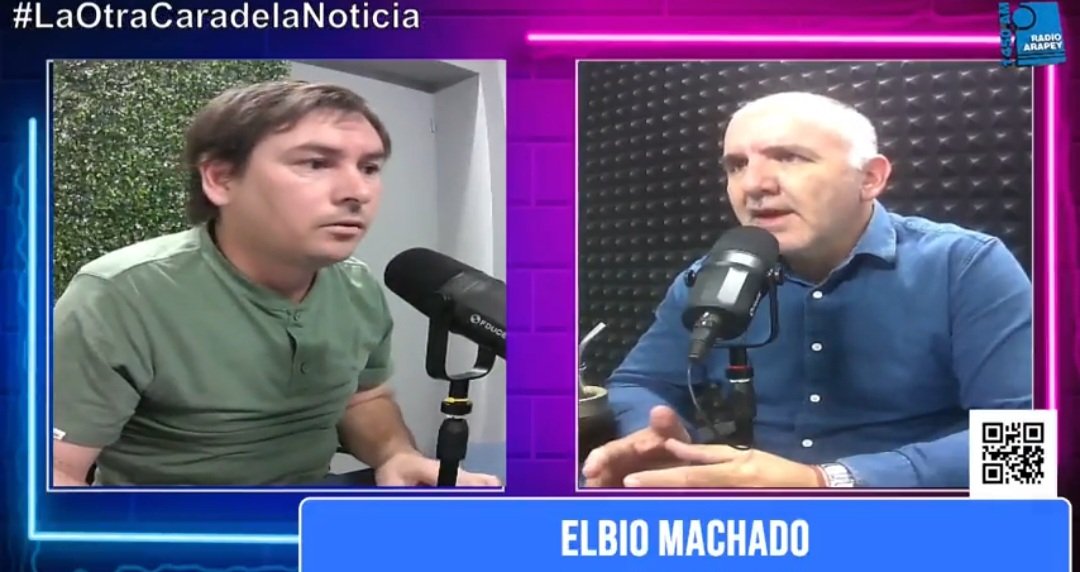 GiovanoniMartin's tweet photo. La Otra Cara de la Noticia. 
Radio Arapey de Salto. 
Entrevista a Elbio Machado.
Espacio Abierto Frente Amplio
Lista 949 Orsi Presidente. https://t.co/IymkhjNOzy