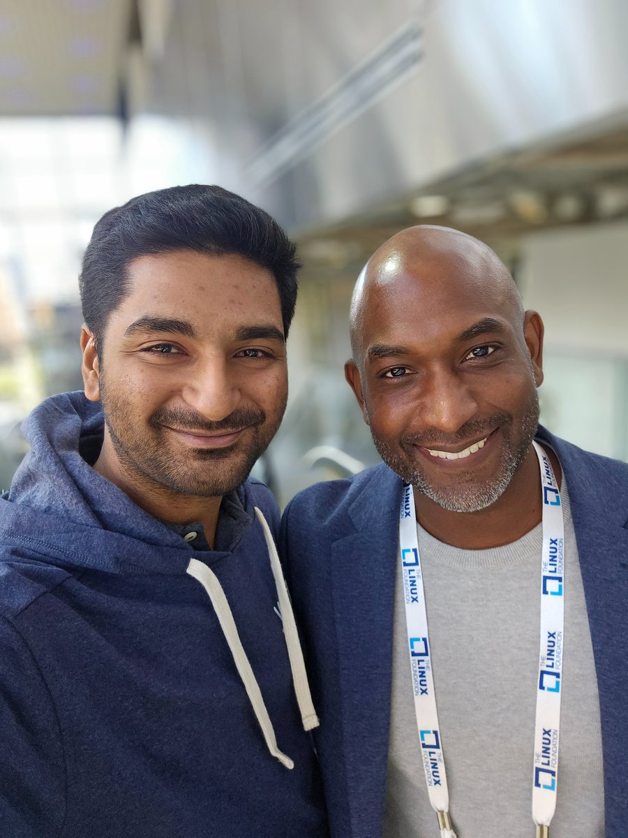 K6aShah's tweet image. #OpenSourceSummit is a W for me already!
@kelseyhightower @ashleymcnamara

Amazing keynote story by Kelsey as always 💯