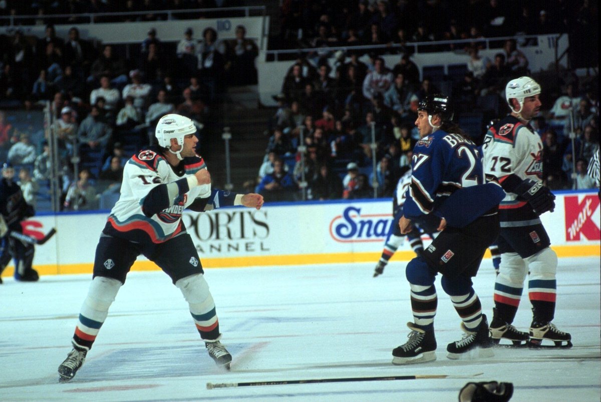 #MondayMayhem 
Vukota vs Berube