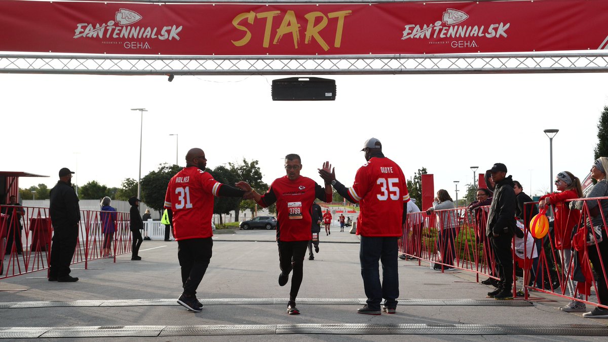 Grab your friends and family and sign up now for the GEHA Field at Arrowhead 5k and 1k! 👟 🔗: chfs.me/3kffKm9