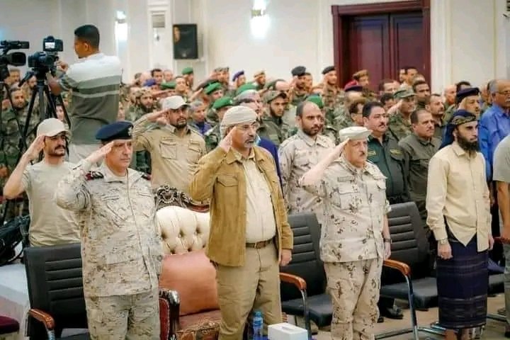 Alradfani2021's tweet photo. #جيشنا_الجنوبي_عزتنا https://t.co/jvIUb2rcOU