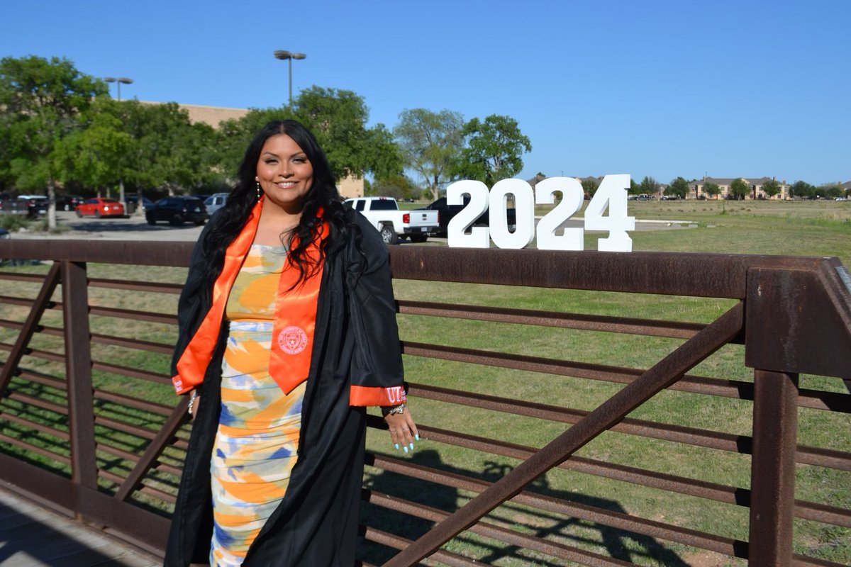 regalado_s12's tweet photo. #gradszn https://t.co/Pq91Cg9vsW
