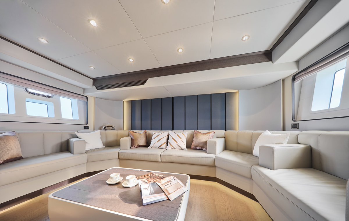 HeyseaYachts's tweet photo. Heysea delivers the First zoom 58 out of China. Massive congratulations on an awesome yacht.
Prices are super competitive and the vessel is a direct option to the Azimut Magellano or the Sirena yacht  also available in a 76

#club54 # zoom58 #partyboat #newyacht https://t.co/HYd6skMR8g