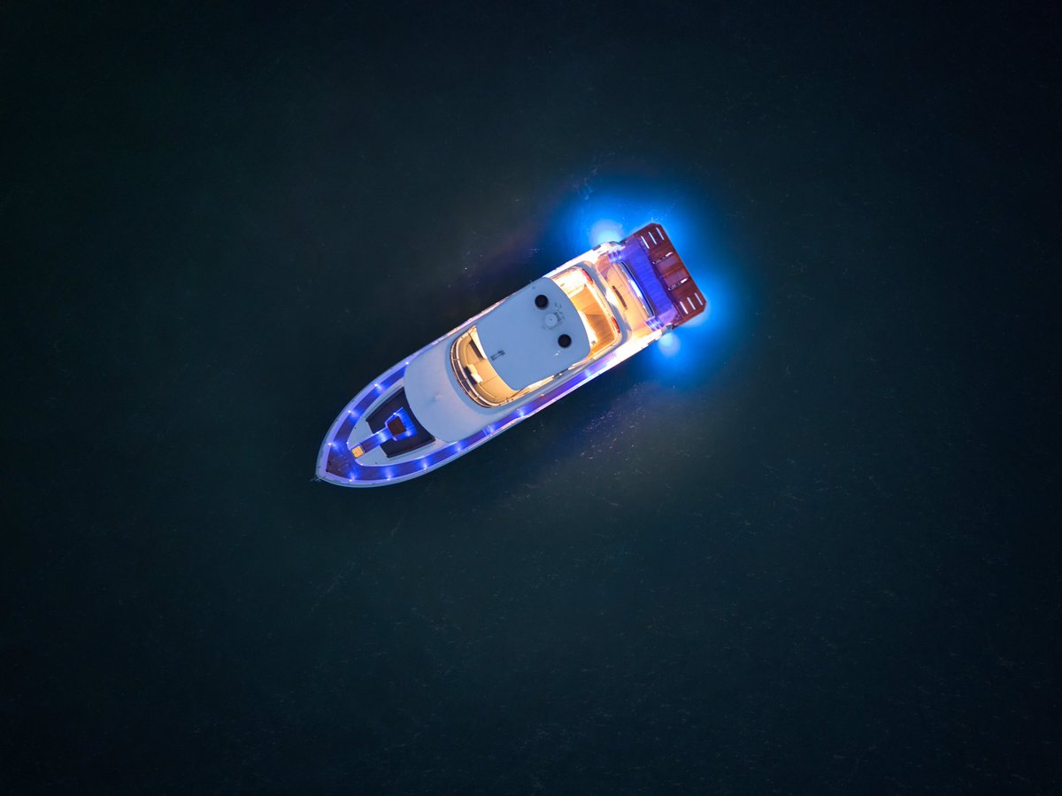 HeyseaYachts's tweet photo. Heysea delivers the First zoom 58 out of China. Massive congratulations on an awesome yacht.
Prices are super competitive and the vessel is a direct option to the Azimut Magellano or the Sirena yacht  also available in a 76

#club54 # zoom58 #partyboat #newyacht https://t.co/HYd6skMR8g