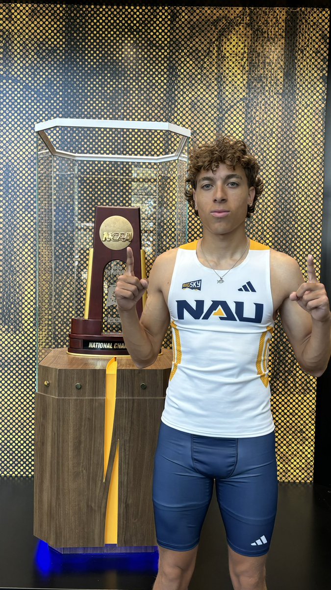 isaacc_santii's tweet photo. Had a great time on my official visit at Northern Arizona University!
#jackspeed #nau 
@CoachErnieClark 
@CoachSowe 
@HURcoachdabb https://t.co/HeEOefl4Zg