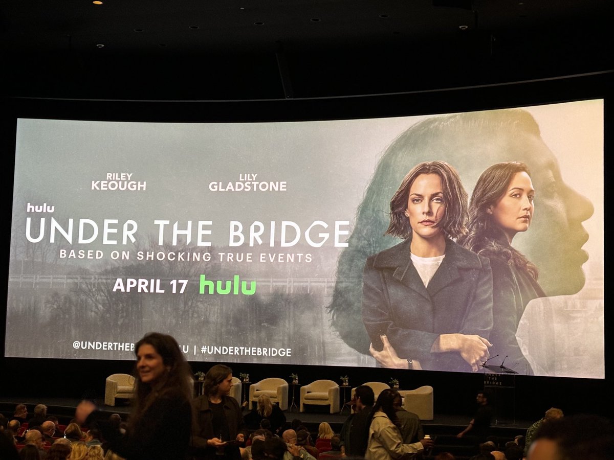 #UnderTheBridgeHulu is a crime story that showcases the talents of ⁦@goldenglobes⁩ winner #LilyGladstone and #RileyKeough and a group of young talented amazing actresses! ⁦@hulu⁩ (Photos ⁦@nepalesruben⁩ )