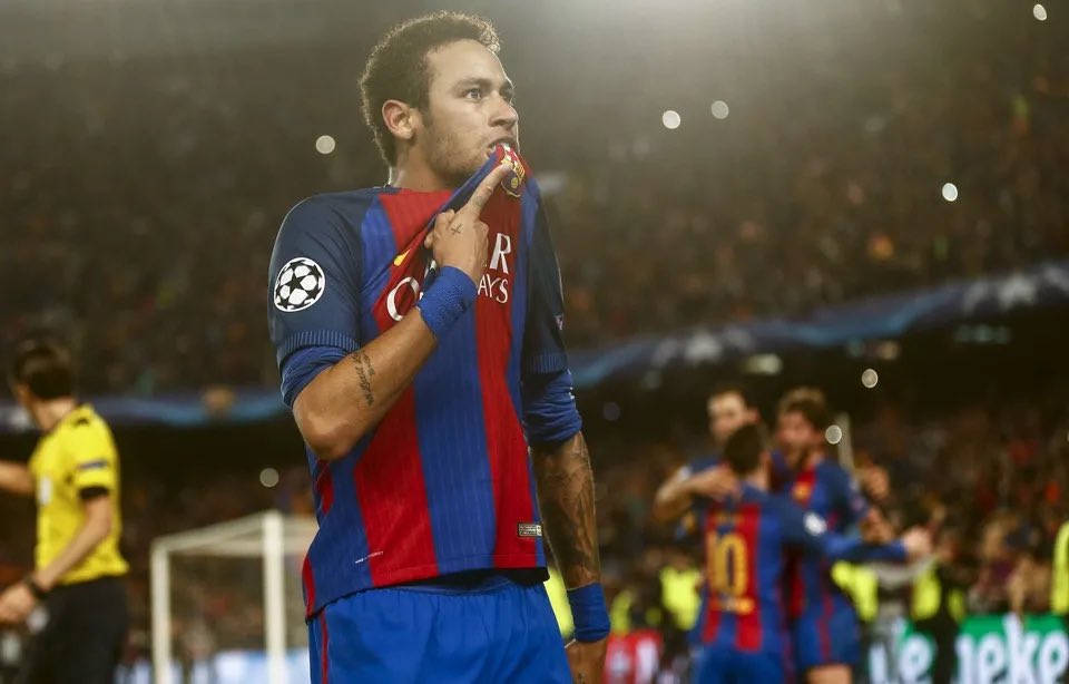 FC Barcelone 🇫🇷 tweet media