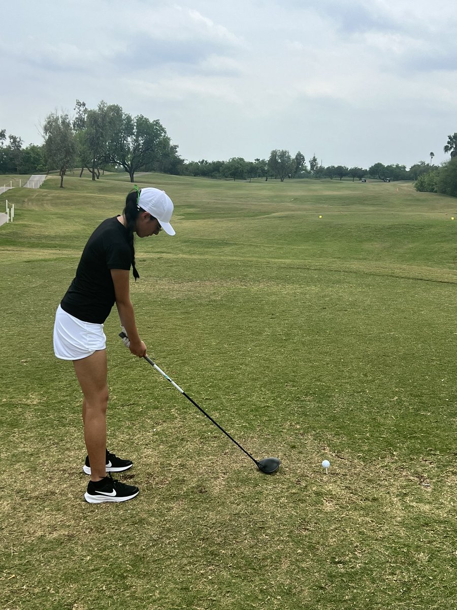 Savanah on the tee box for her practice round at Champion Lakes! She tees off at 10:05 tomorrow morning! 🐉🏌️‍♀️⛳️#WeAreSW #DragonGolf