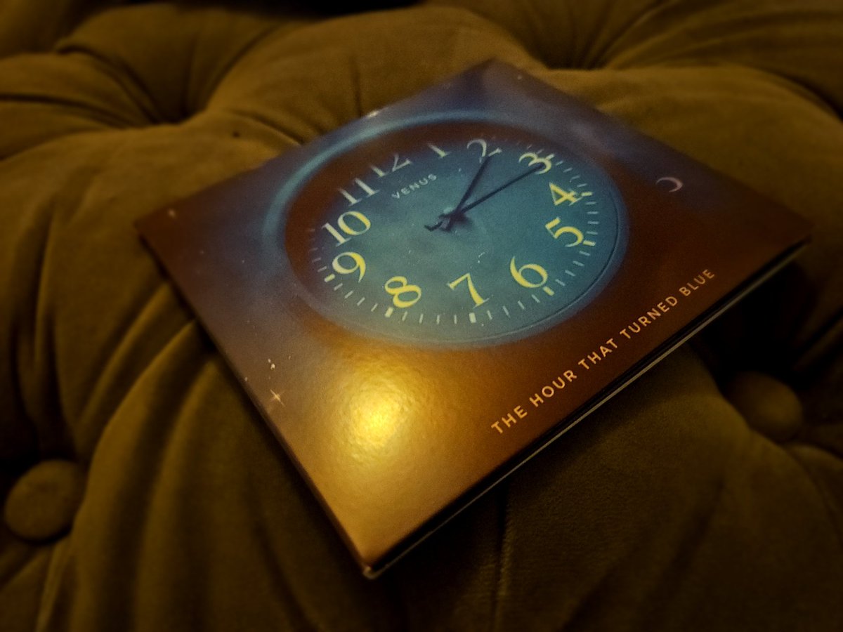 @VenusWorldHQ & @HandDelivered 

Thank you so much, arrived today. 💙💙💙

Yes I will be playing this loud.

Unfortunately only in my car, as I've still not unpacked my stereo, & I moved in  18 months ago!

#newmusic #twitchstreamer #TheHourThatTurnedBlue  #Newalbum #albumLaunch