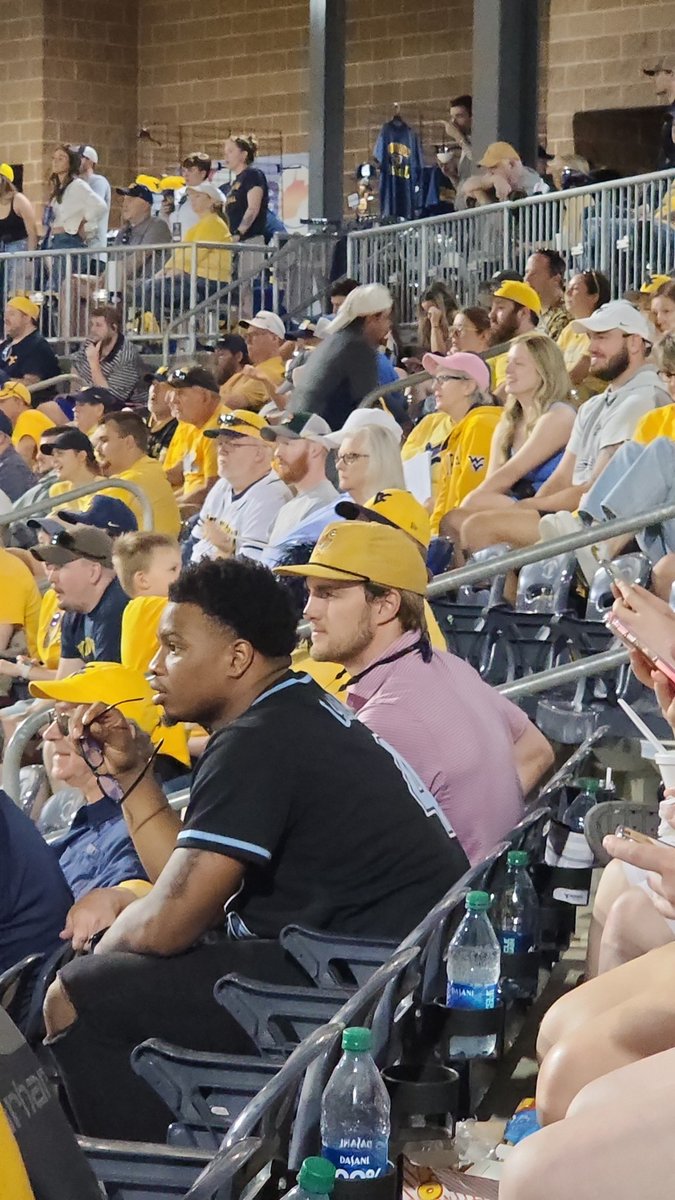 Garrett & CJ at the Mon 👀
#HailWV #WVU