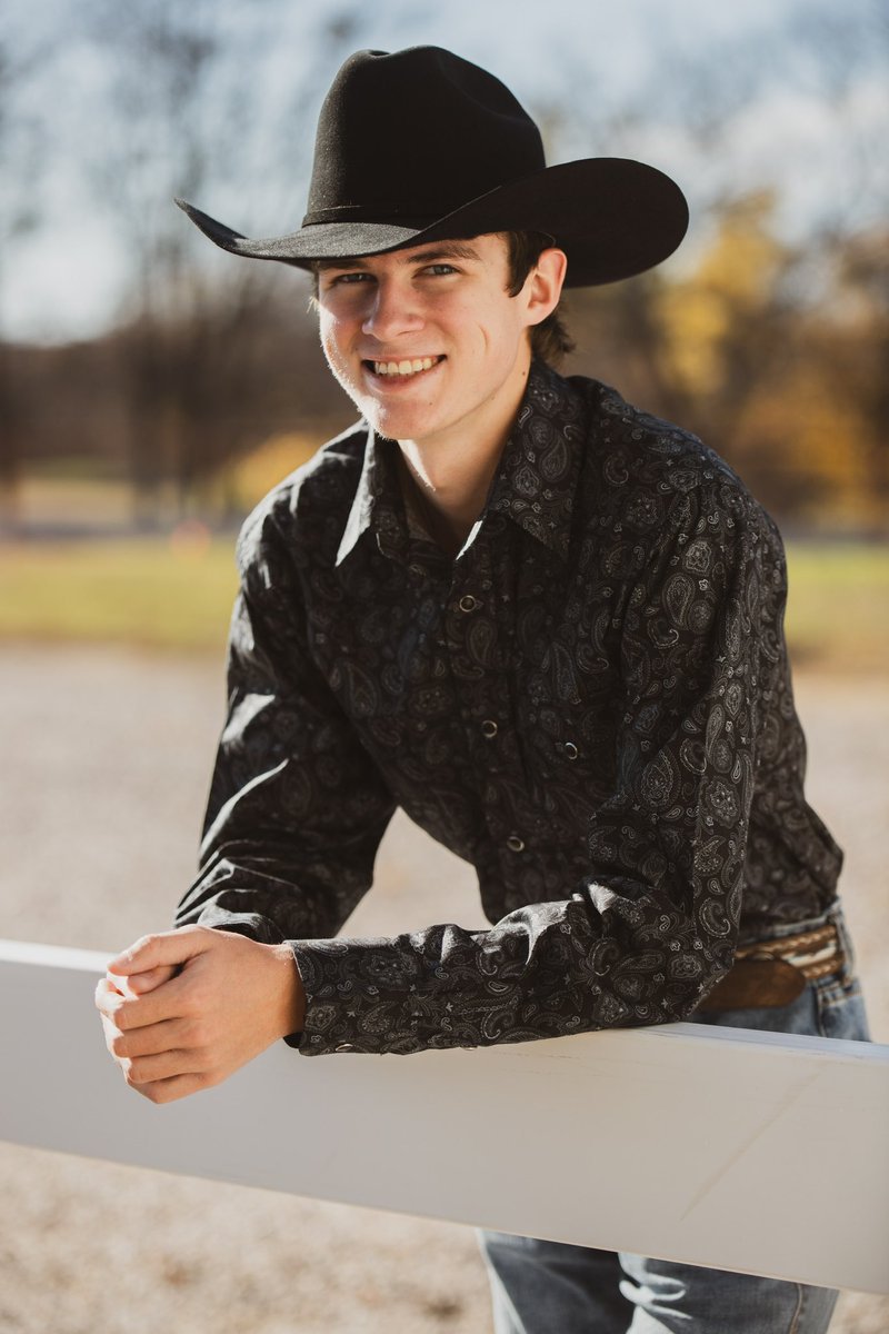 Honoring and celebrating my senior.  Thank you <a href="/LEFforLISD/">LEF</a> for honoring and celebrating these seniors! Both of us are recipients of LEF’s scholarship /grant this year!  #Classof2024 #senior #OneLISD #LEFscholarship