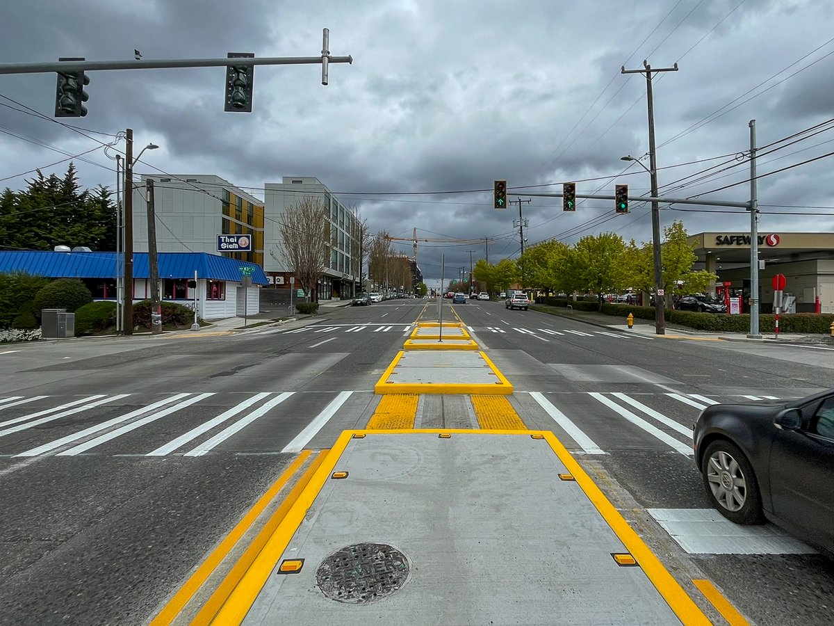 seattledot tweet picture