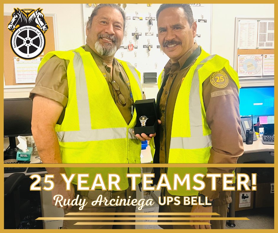 🎉👏 Huge congratulations to Rudy Arciniega from UPS Bell Feeder on reaching an incredible milestone - 25 years as a dedicated member of Teamsters Local 396!