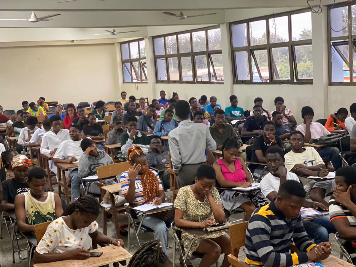 _GSNS_'s tweet photo. A bunch of brilliant minds coming together to learn. Glad that my folks and I could share to every single person who came through our knowledge in the course area. Wishing all of these  wonderful lads all the best. A movement for impact - I believe. Salute! 🫡 https://t.co/ekK7vXxUmI