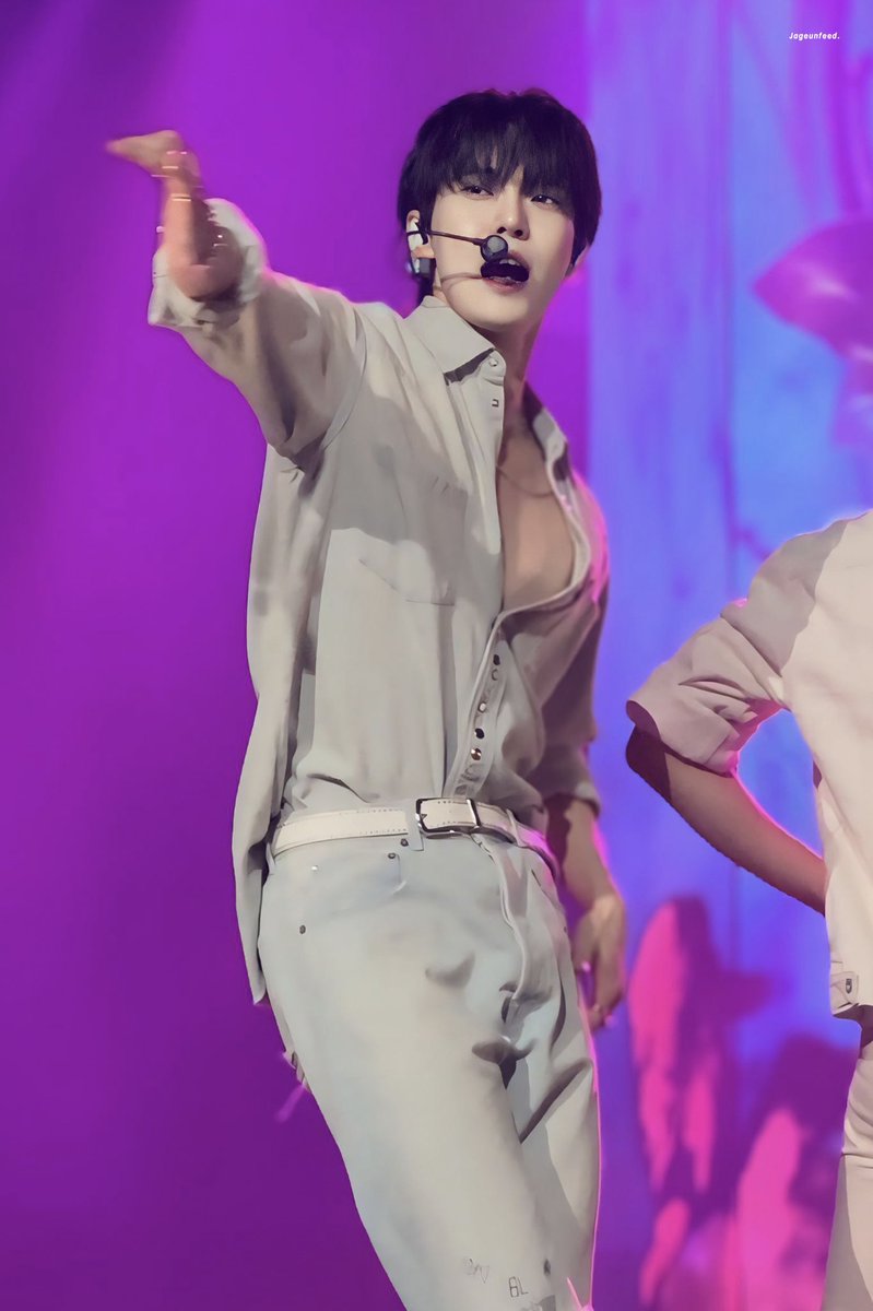 jageunfeed's tweet photo. 230624 DJJ Fancon in Manila 

#도영 #DOYOUNG #DOJAEJUNG #도재정 #NCT #엔시티 #1YearWithDOJAEJUNG
#NCTDoJaeJung_Manila #DJJ_PerfumesManila
#DOJAEJUNG_1st_Anniversary https://t.co/aFvrQdC3Xk