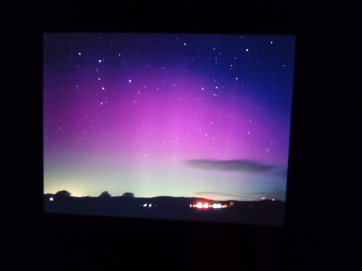 B.O.C, AURORA over county cork. @chunder10 @Aurora_ireland @AstronomyIRL