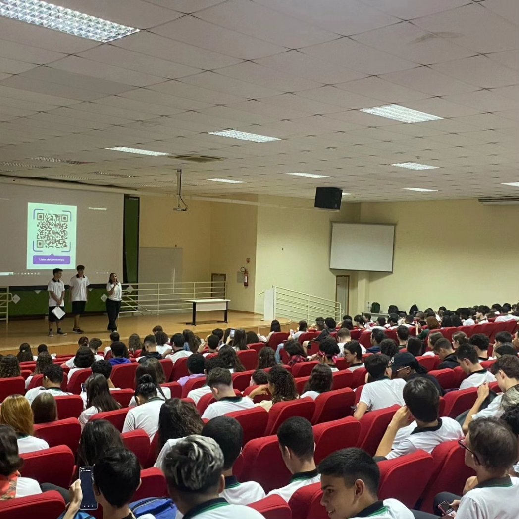gremiormv's tweet photo. 📢 Hoje aconteceu a primeira assembleia geral de nosso Movimento Estudantil Rubens Maria Vago, no auditório de nosso campus!

Queremos agradecer a todos estudantes que estiveram presentes, e esperamos que este seja só o primeiro passo para o nosso grêmio! https://t.co/x4UwcU5NTM