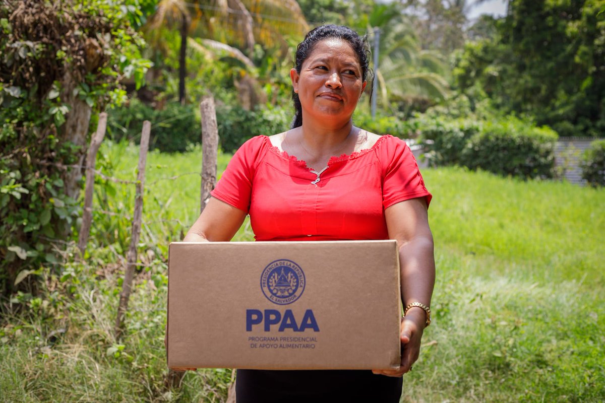 Continúa la entrega de cajas del Programa Presidencial de Apoyo Alimentario (PPAA) en diferentes puntos del territorio nacional, con el objetivo de garantizar la seguridad alimentaria de las familias salvadoreñas.