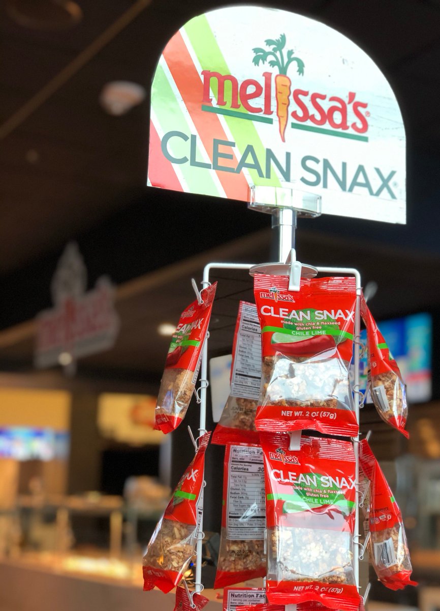 Final regular season game at @WellsFargoCtr! Good luck to the @NHLFlyers as they fight to keep their postseason hopes alive tonight! 💪🏒

If you're a nervous eater like we are, grab a bag of #CleanSnax before puck drop!

#LetsGoFlyers #MelissasProduce #HealthyOptions