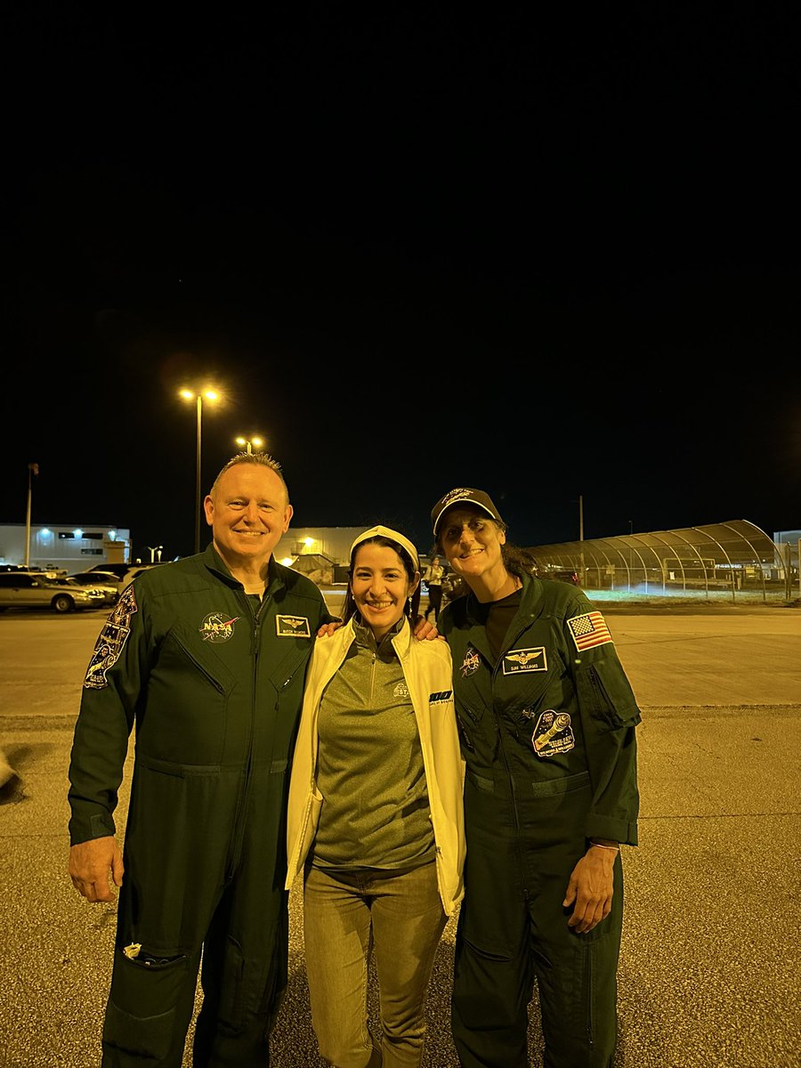 stem4aerospace's tweet photo. So cool to have experienced the #Starliner rollout to @ulalaunch Vertical Integration Facility (VIF) today in the early morning. It’s an honor to be part of the historic Crew Flight Test (CFT) Mission lifting off next month 👩🏼‍🚀💫🚀

See you in space @Astro_Suni + Butch Willmore🌟 https://t.co/M00oX7CPeX